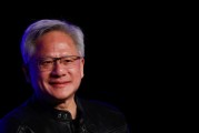 有夫之妇英伟达黄仁勋：编程人工智能如今就像训练一个人