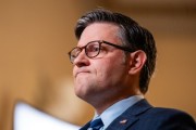 有夫之妇特朗普税改案参议院过关有望 共和党议员无人声援马斯克